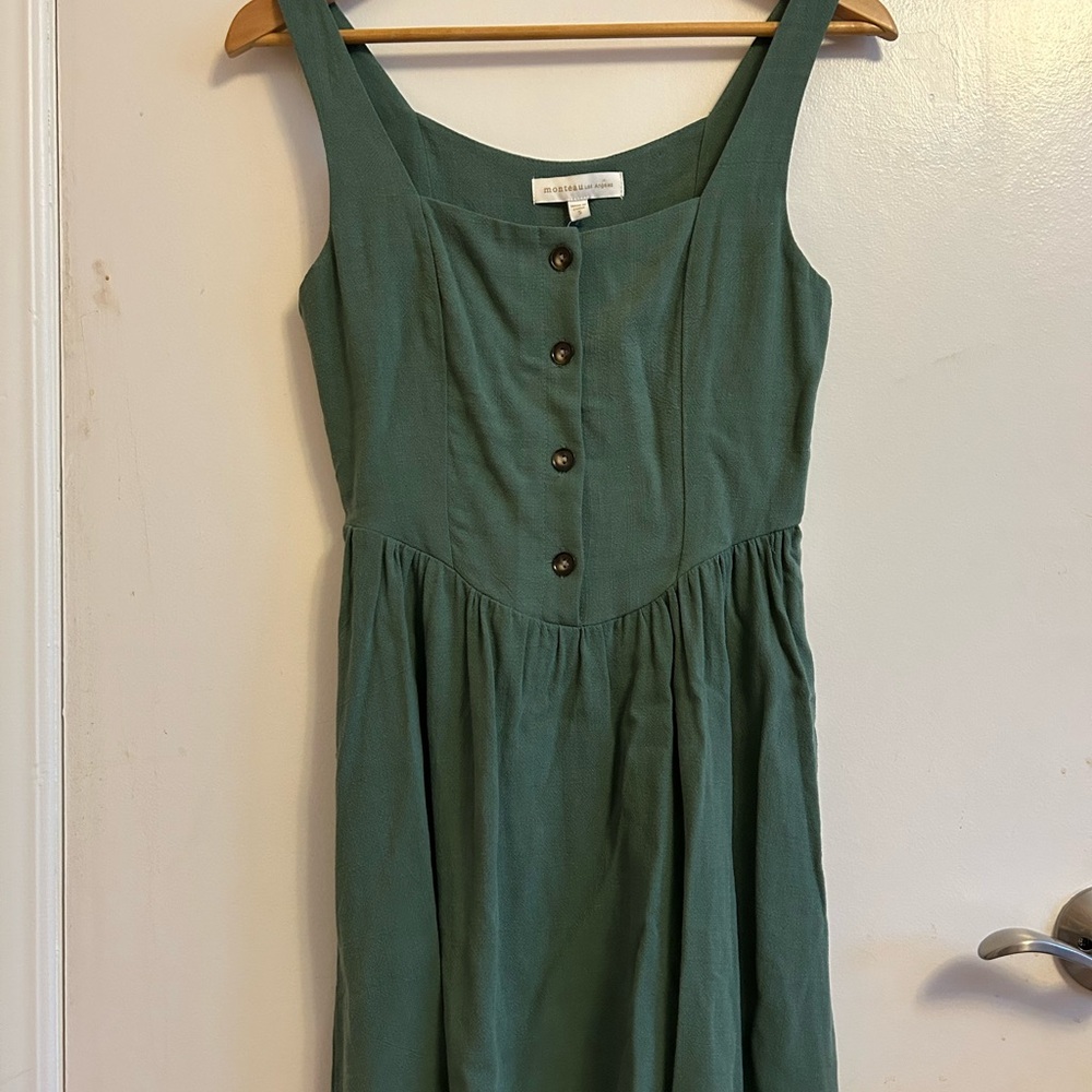 Monteau Forest Green Button-Front Midi Dress - Picture 2 of 12